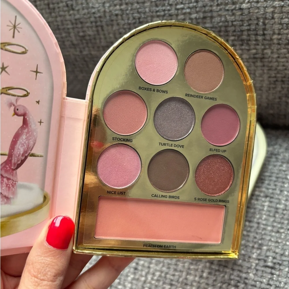 Brand new Too Faced Limited Edition Makeup Set – 2 Palettes - Picture 5 of 11